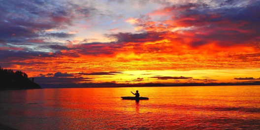 kayaker at Goose Spit Park in Comox at sunrise